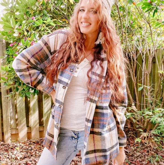 Oversized plaid shacket NWT - Picture 8 of 10